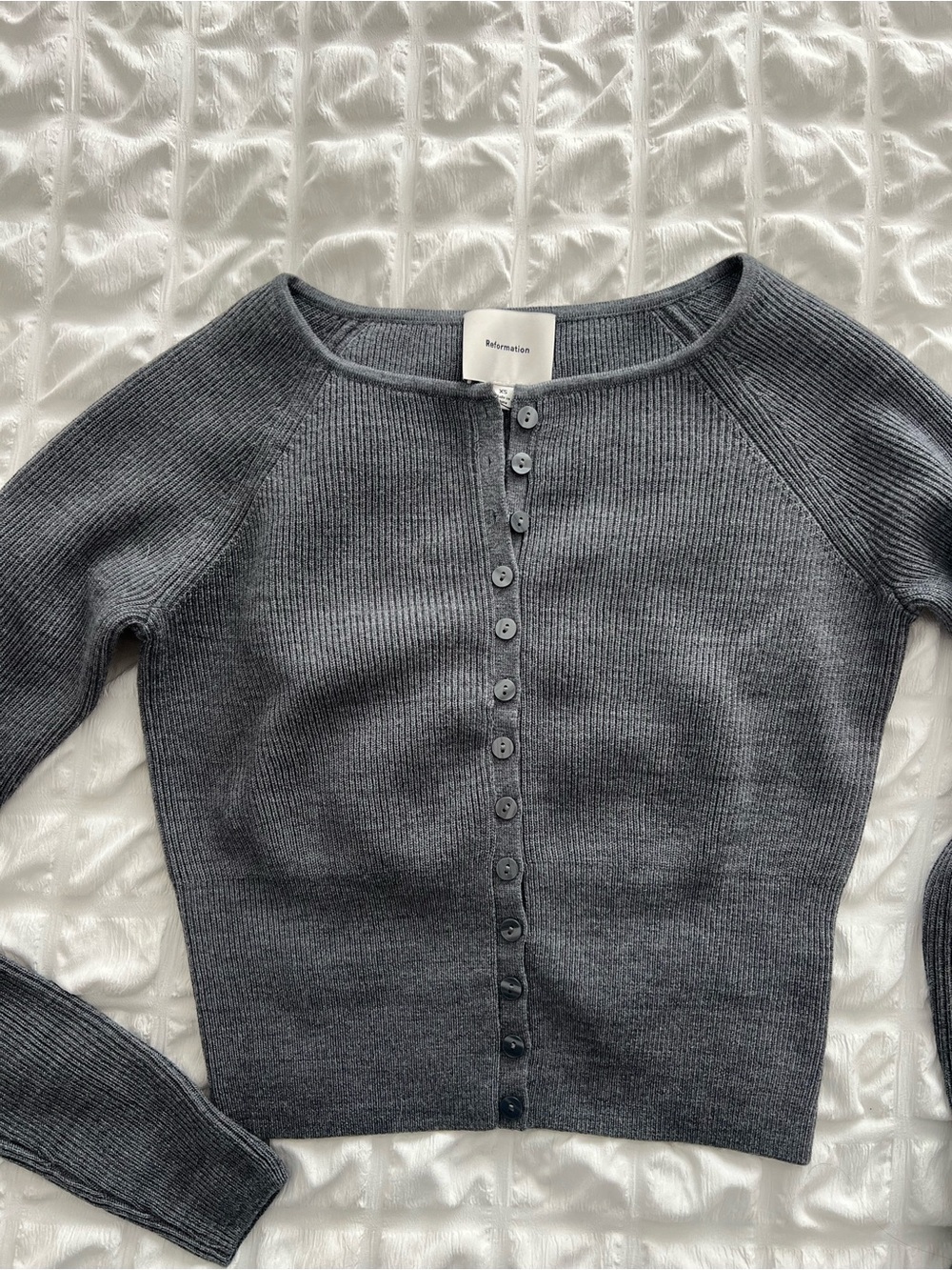 REFORMATION Meadow Regenerative Merino Cardigan - Picture 3 of 8